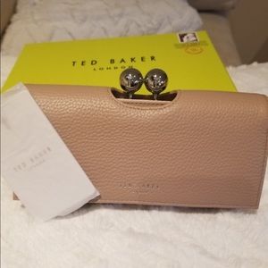Ted Baker London Alyysaa Beige Tan Wallet
